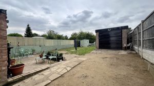 Photo 16- click for photo gallery